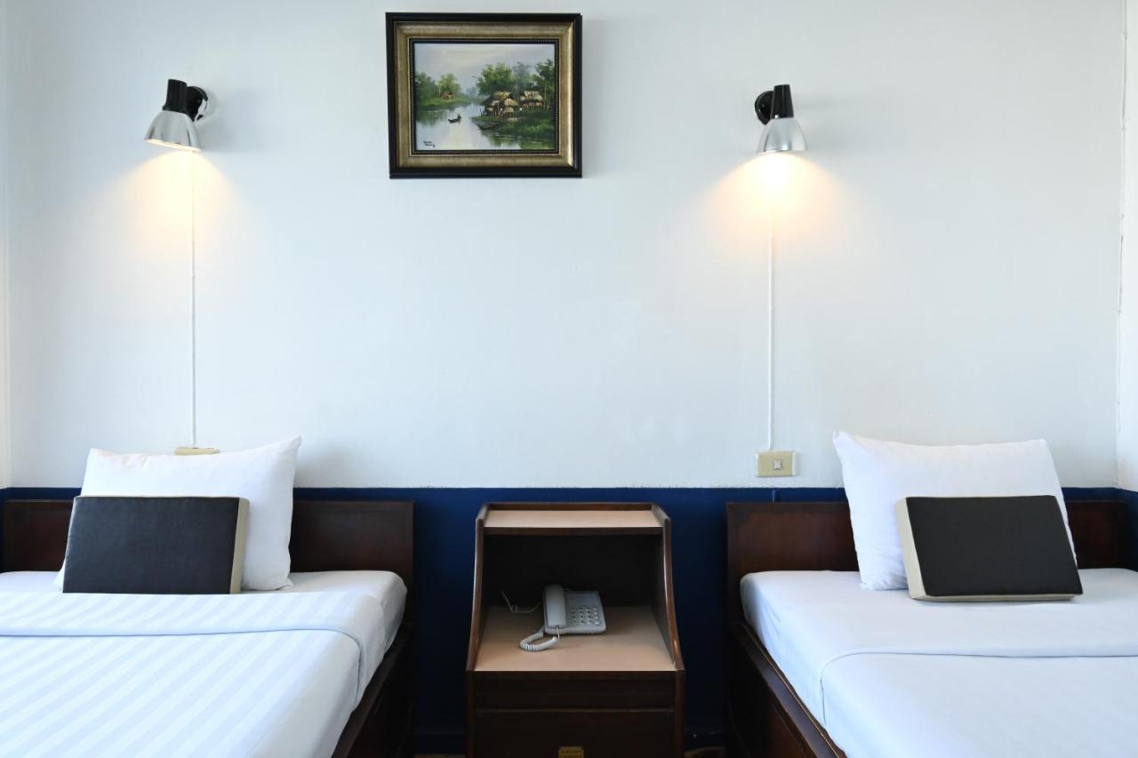 The Krungkasem Srikrung Hotel Бангкок Экстерьер фото